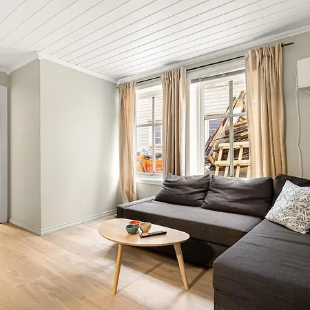 Modern With 2 Bedrooms And A Sofa Bed 아파트 *