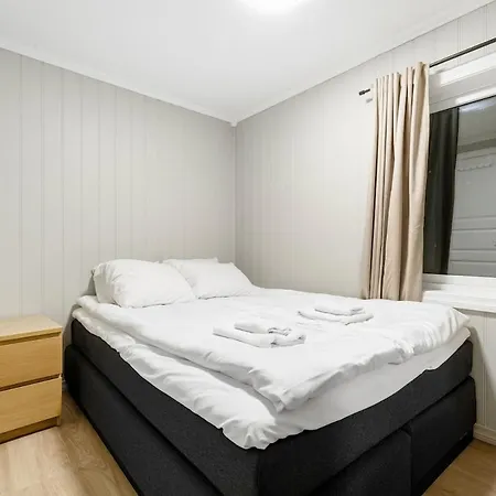 Modern With 2 Bedrooms And A Sofa Bed ベルゲン